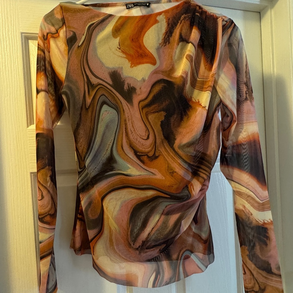 Zara Women's Multicolor Swirl Top
